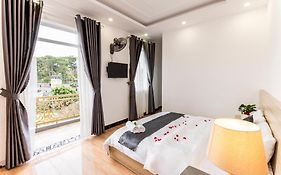 Hawaii Hotel Dalat